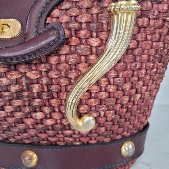 Vintage‎ Saks Fifth Avenue Woven Straw & Leather Handbag - Picture 3 of 12